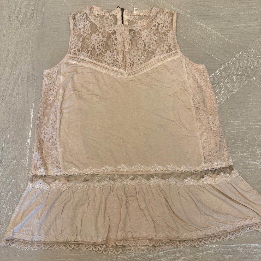 POL Cream Lace Peplum Camisole Tank Top